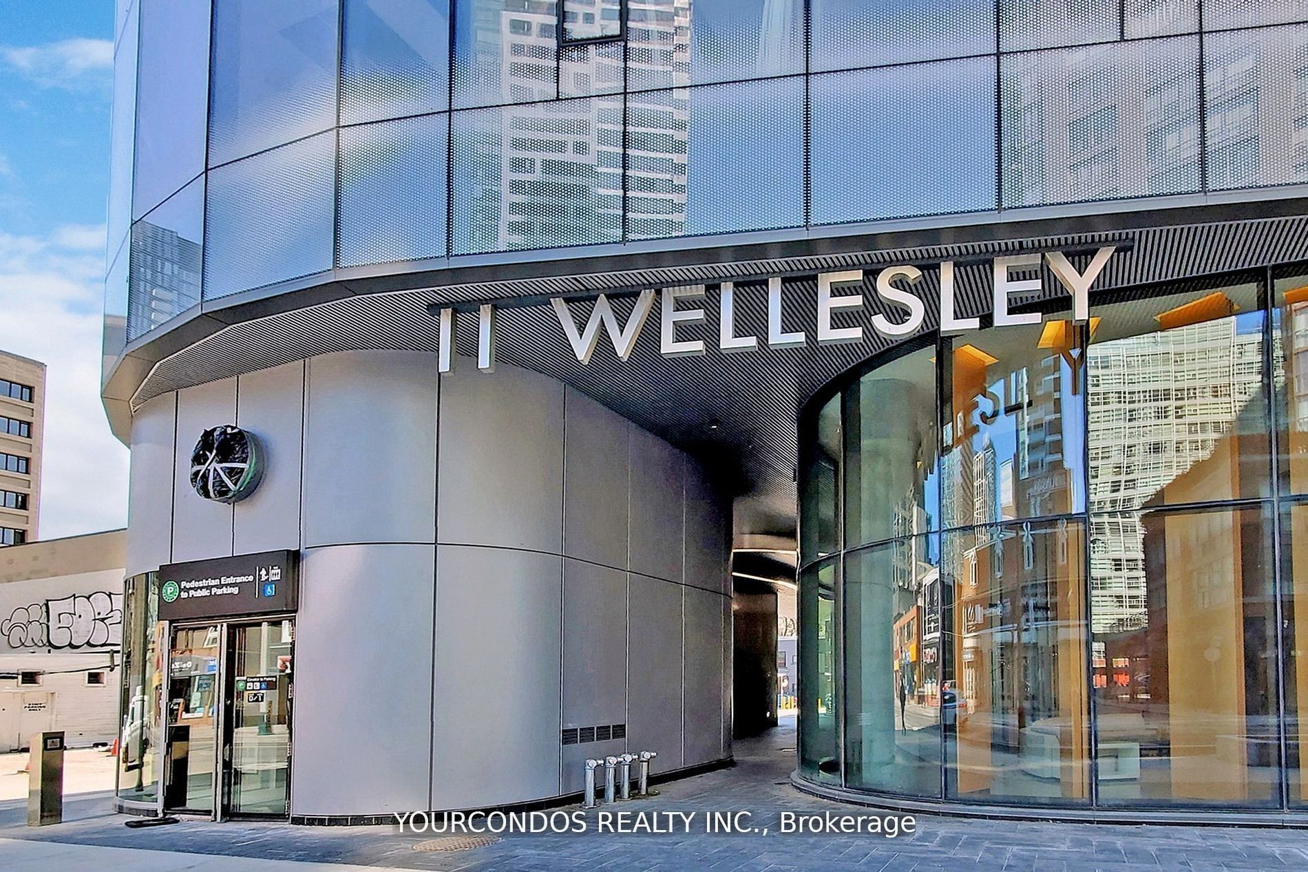 Condo Apt house for sale at 11 Wellesley St  Toronto Ontario