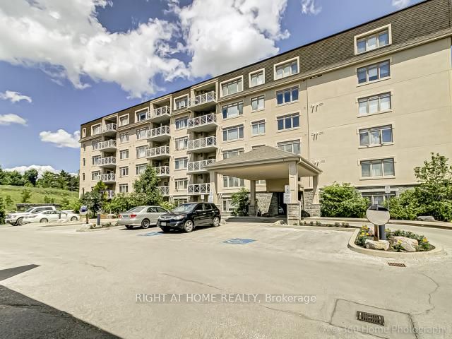 Condo Apt house for sale at 149 Church St King Ontario