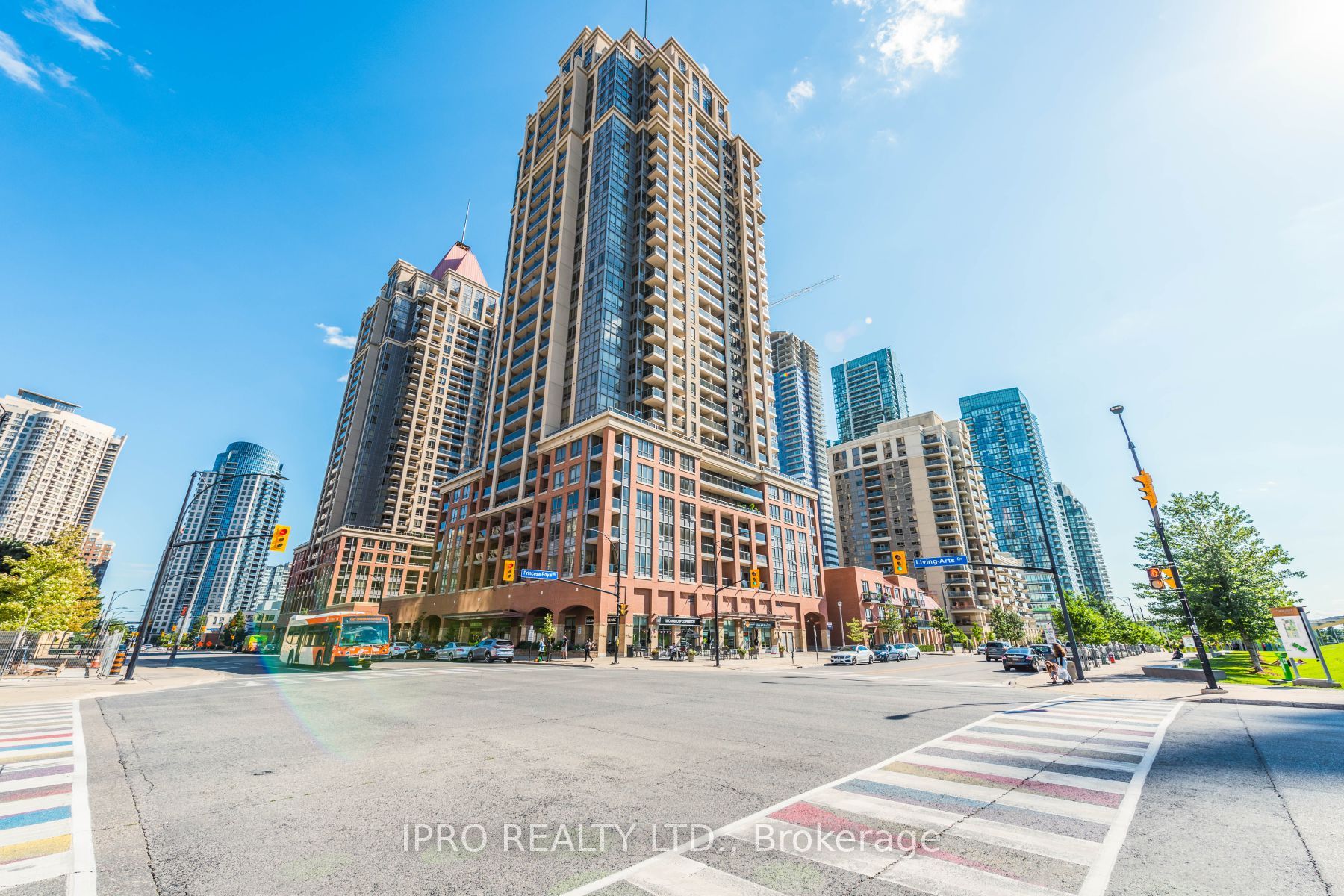 Parking Space house for sale at 4090 Living Arts Mississauga Ontario