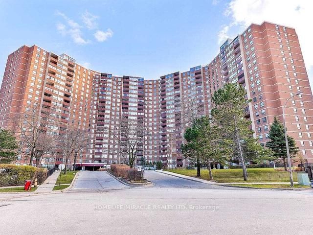 Condo Apt house for sale at 625 The West Mal Toronto Ontario