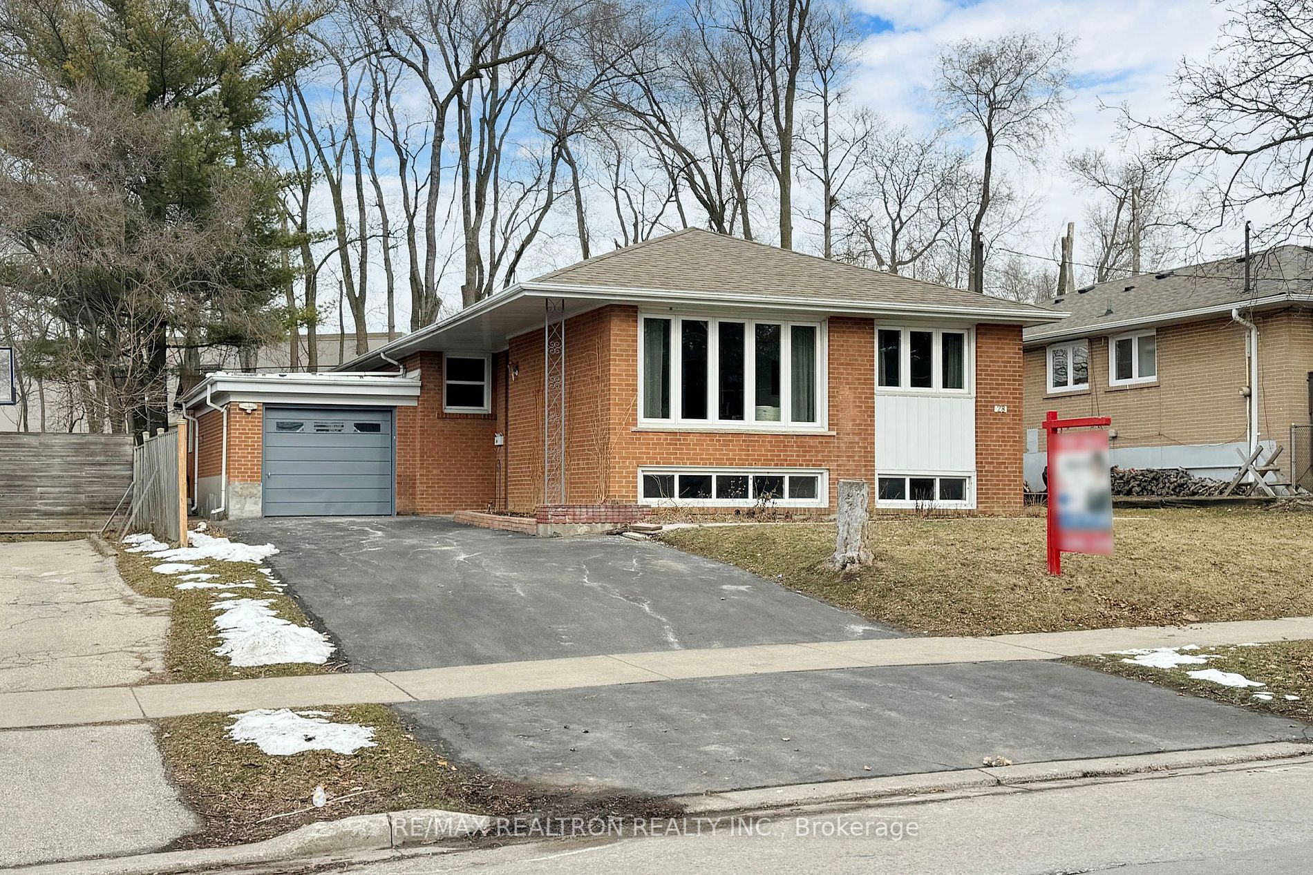 Detached house for sale at 28 Broadlands Blvd Toronto Ontario