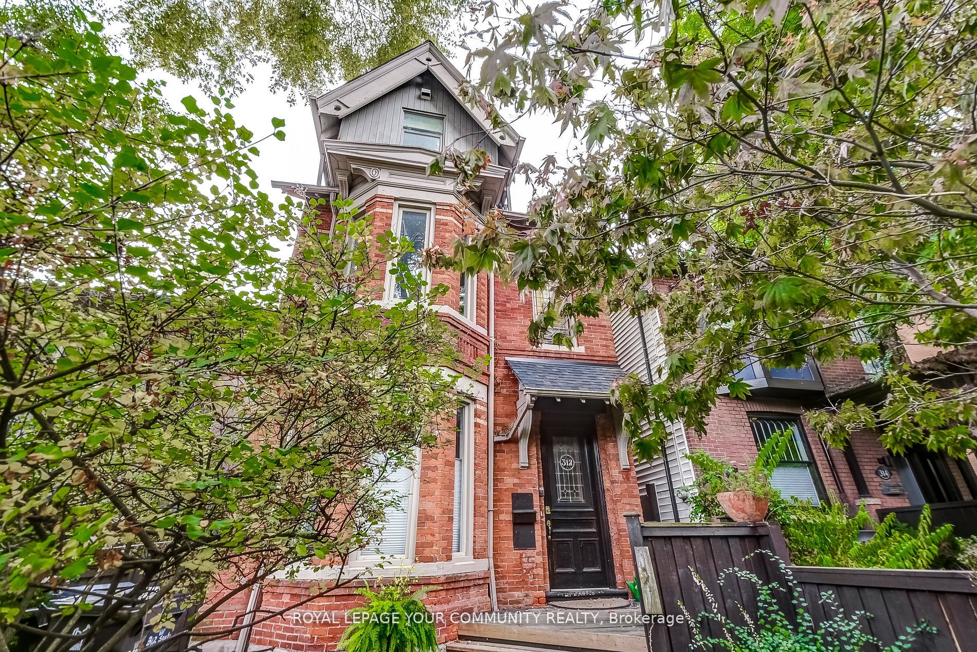 Fourplex house for sale at 312 Seaton St Toronto Ontario