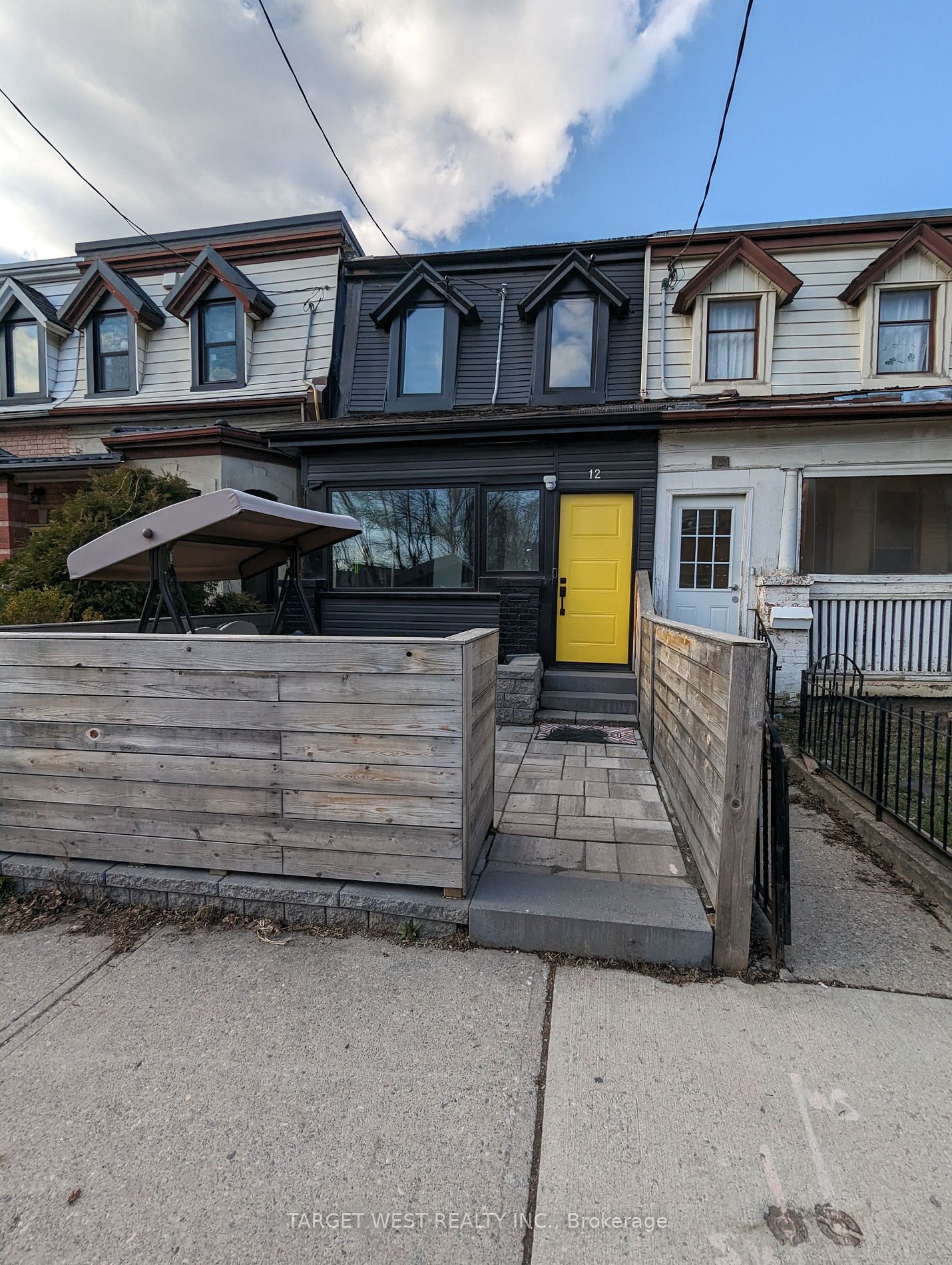 Att/Row/Twnhouse house for sale at 12 Florence St Toronto Ontario