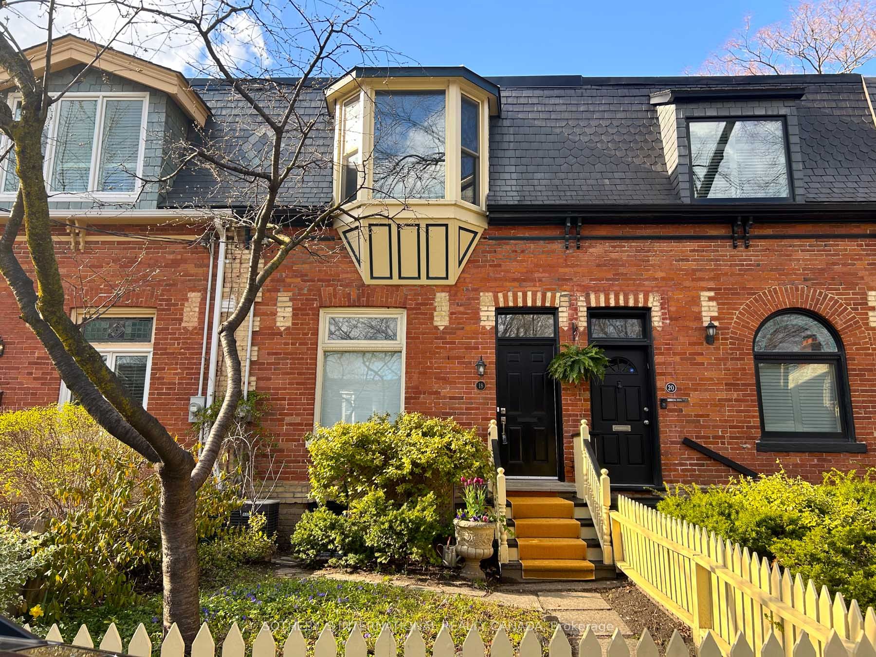 Att/Row/Twnhouse house for sale at 18 Geneva Ave Toronto Ontario