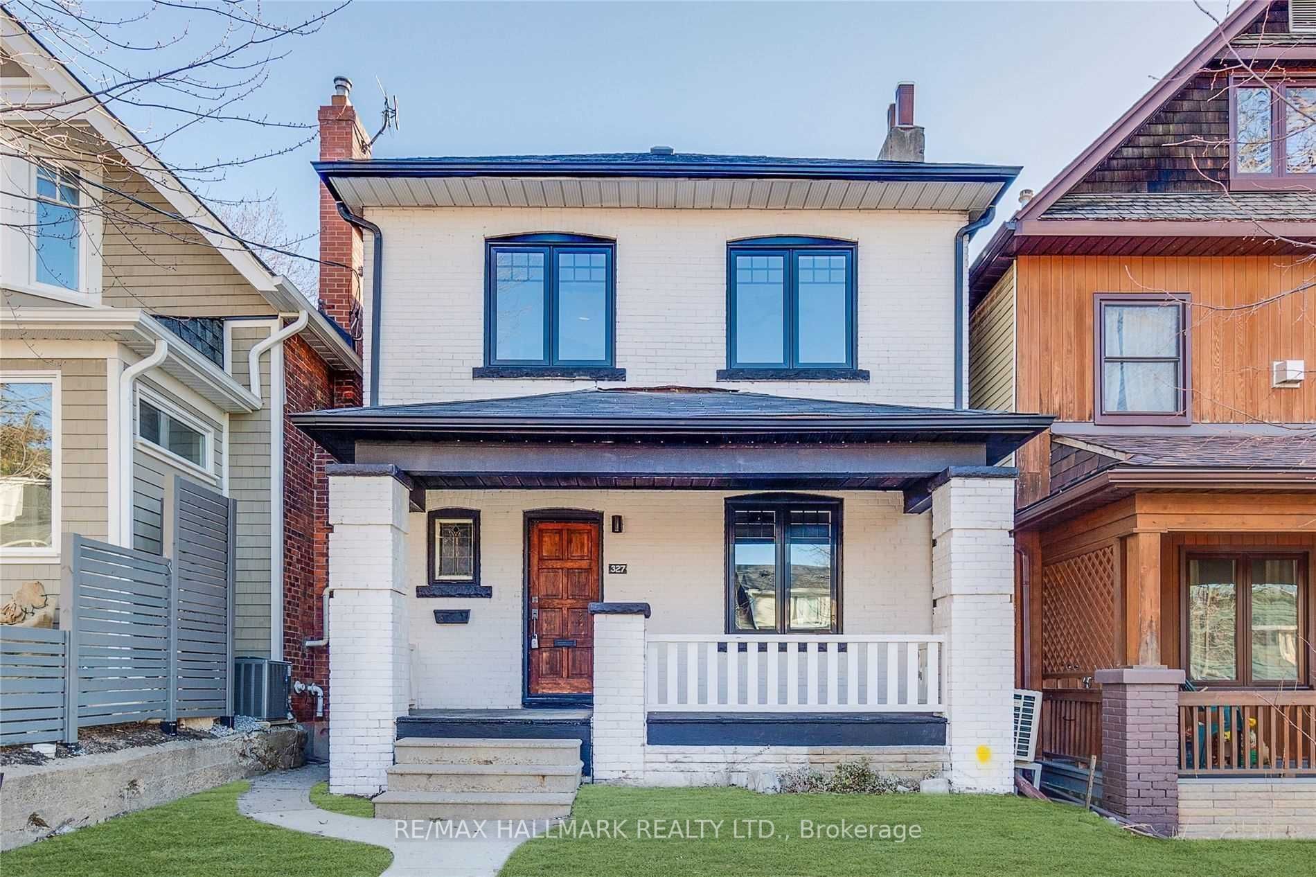 Detached house for sale at 327 Kenilworth Ave Toronto Ontario