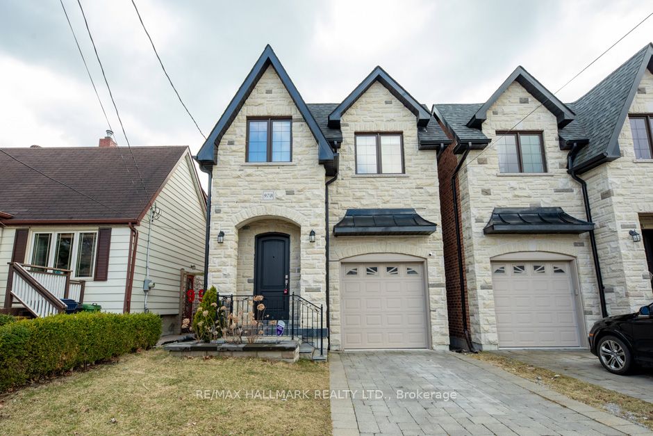 Detached house for sale at 97B Craiglee Dr Toronto Ontario