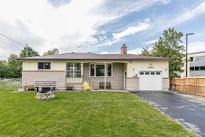 Detached house for sale at 2082 Lea Rd Innisfil Ontario
