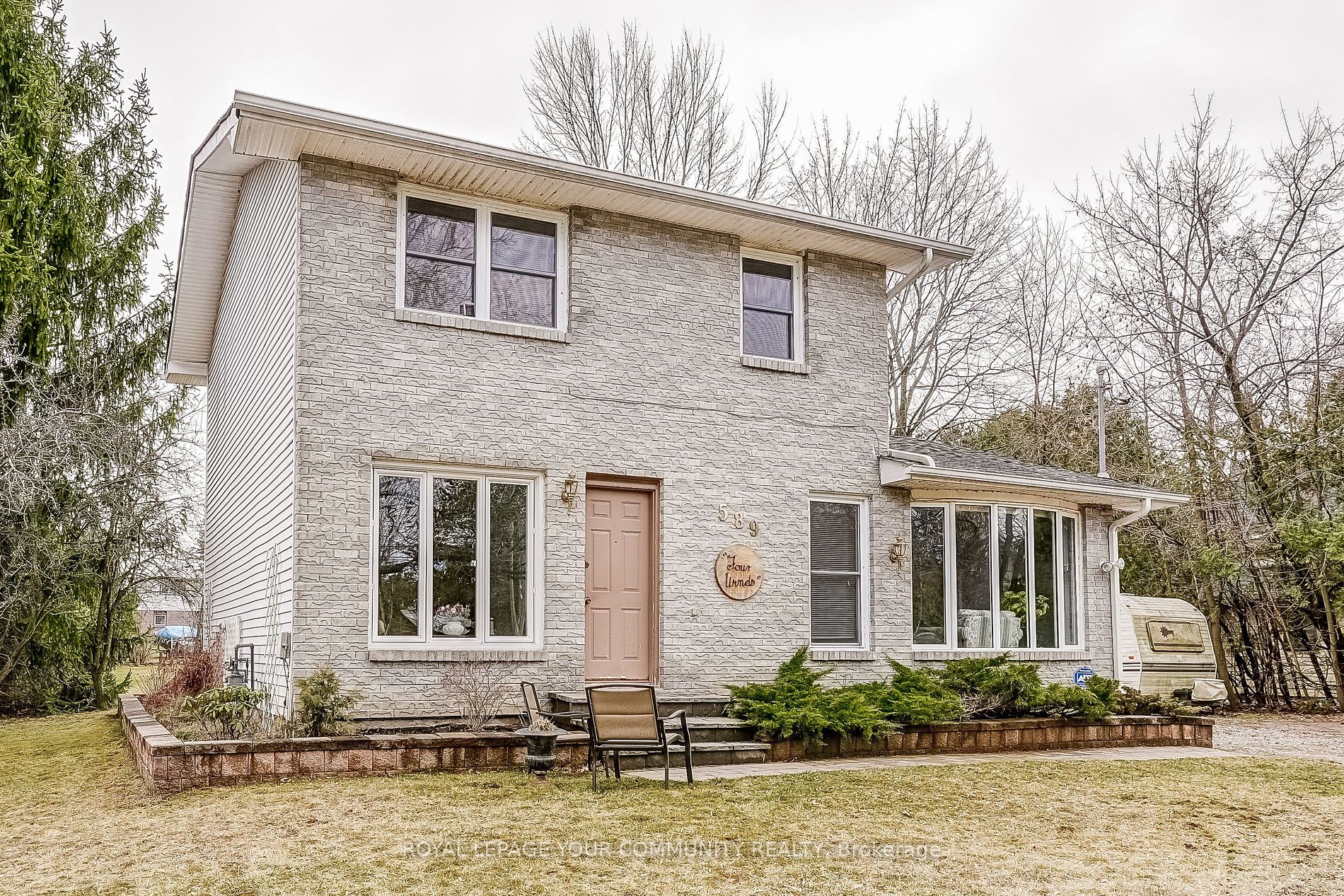 Detached house for sale at 589 Lake Dr E Georgina Ontario