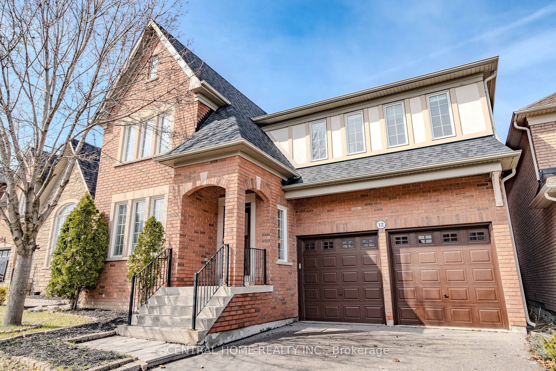 Detached house for sale at 12 Hayfield Cres Richmond Hill Ontario