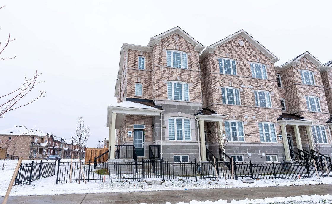 Att/Row/Twnhouse house for sale at 2058 Donald Cousens Pkwy Markham Ontario