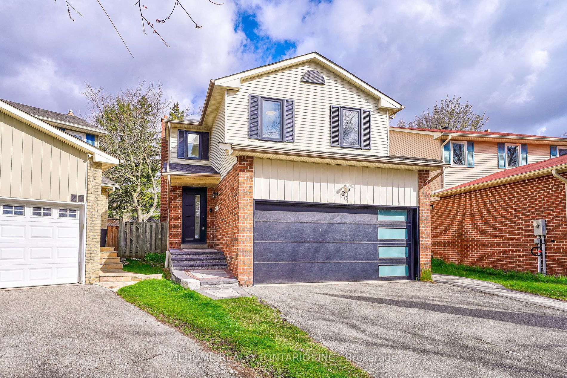 Detached house for sale at 20 Bishop Cres Markham Ontario