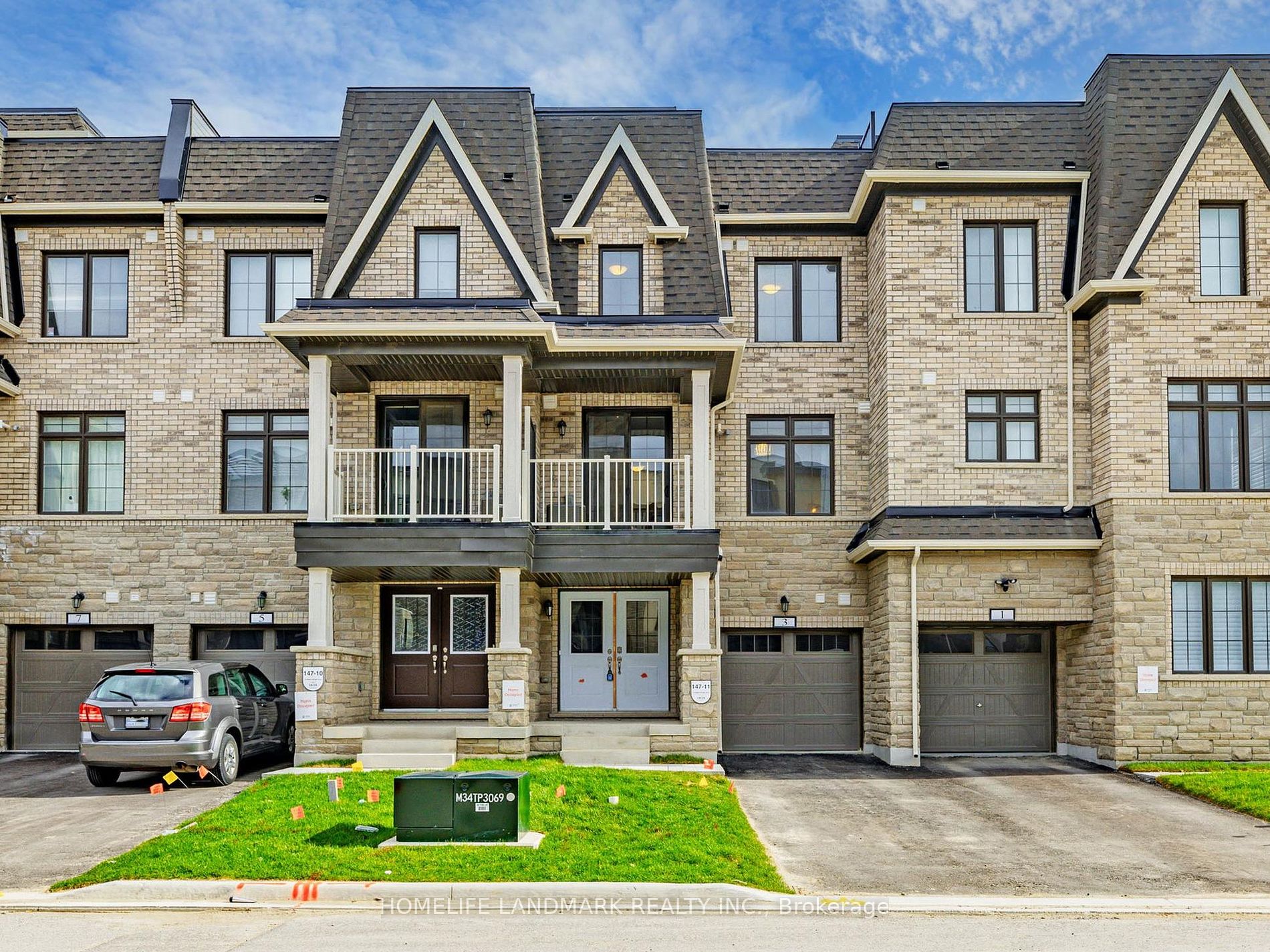 Att/Row/Twnhouse house for sale at 3 Gilbert Wright Ave Markham Ontario