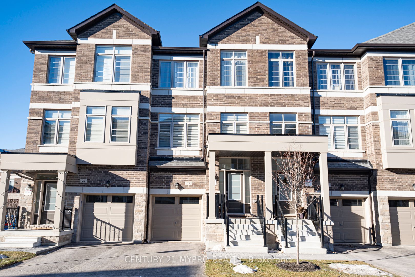 Att/Row/Twnhouse house for sale at 24 Sissons Way Markham Ontario