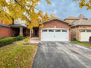 Detached house for sale at 457 Hewitt Circ Newmarket Ontario