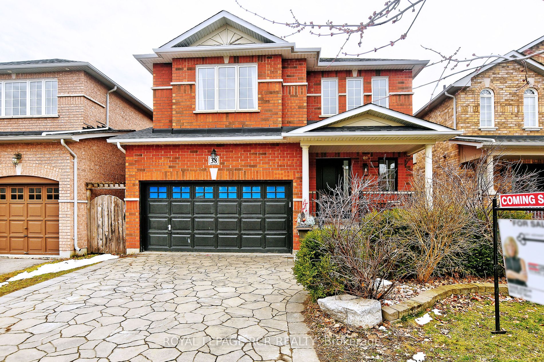 Detached house for sale at 38 Delattaye Ave Aurora Ontario