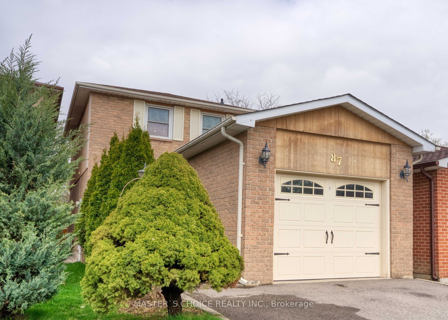 Detached house for sale at 87 Lund St Richmond Hill Ontario