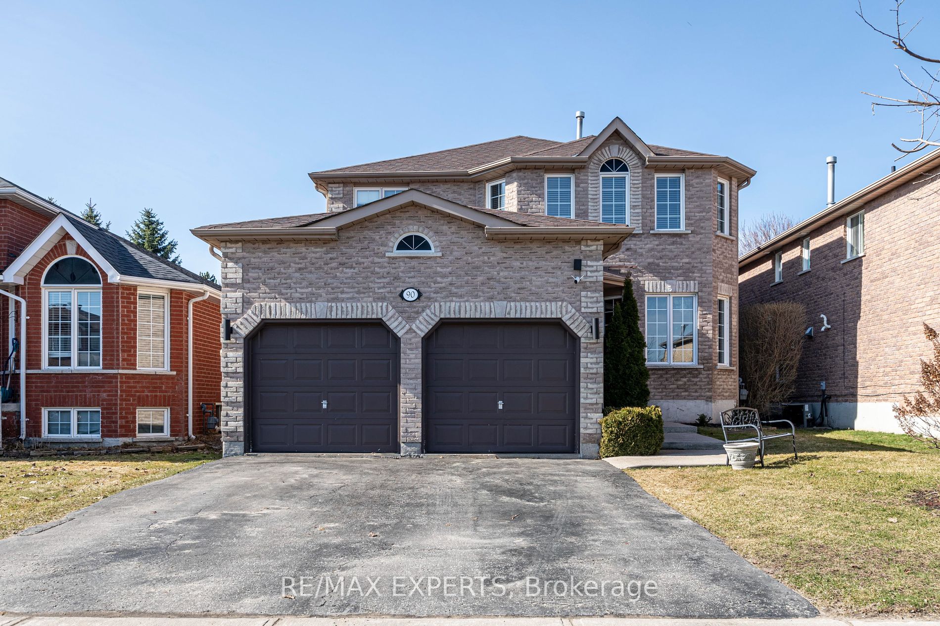 Detached house for sale at 90 Hodgson Dr Barrie Ontario