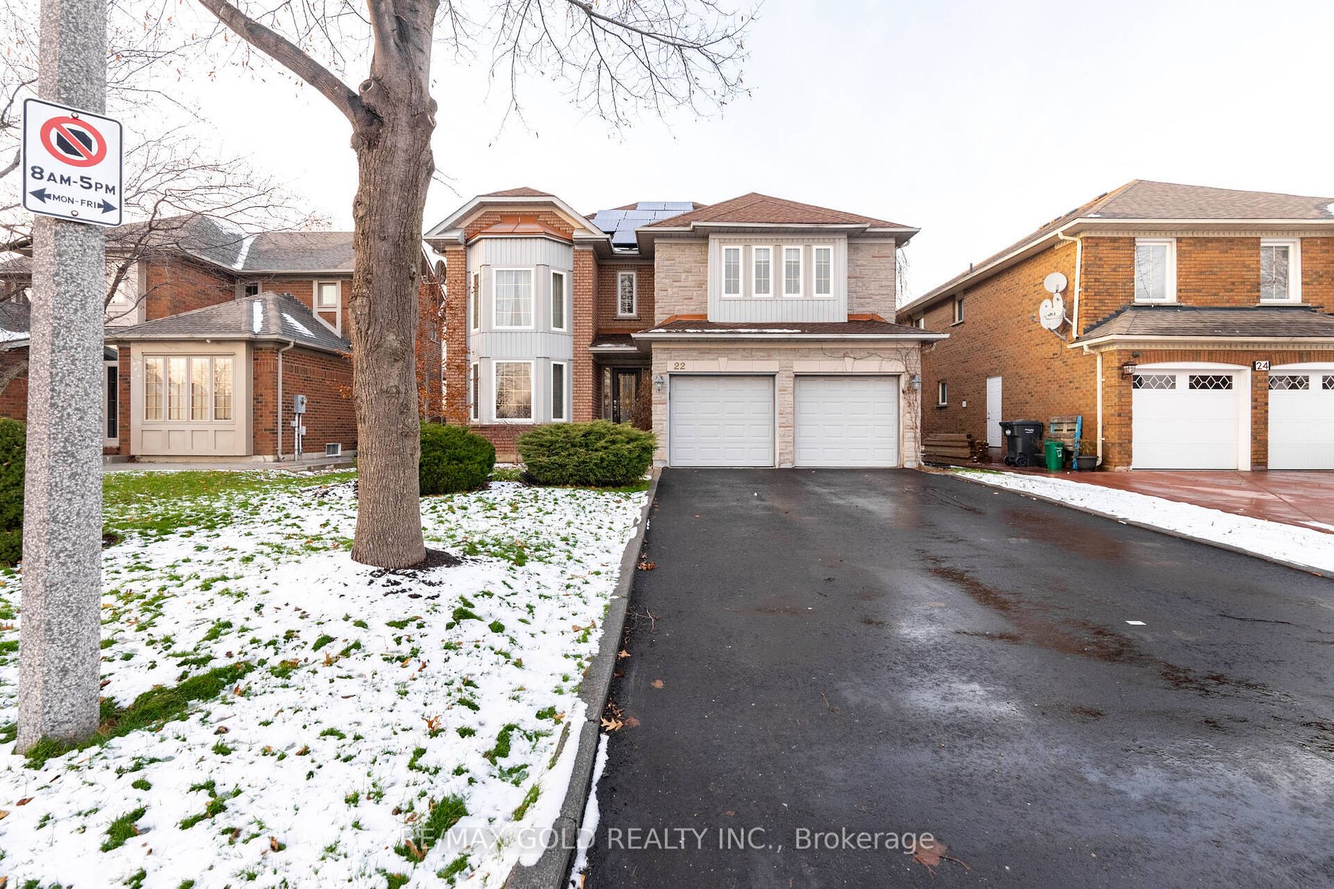 Detached house for sale at 22 Mountainberry Rd Brampton Ontario