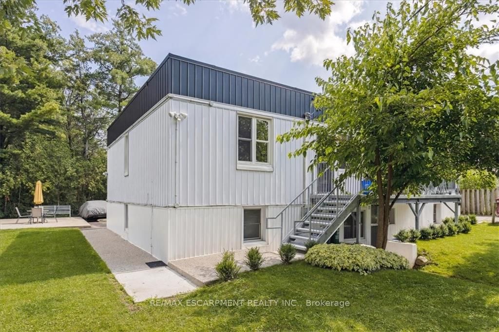 Triplex house for sale at 2336 Mountainside Dr Burlington Ontario