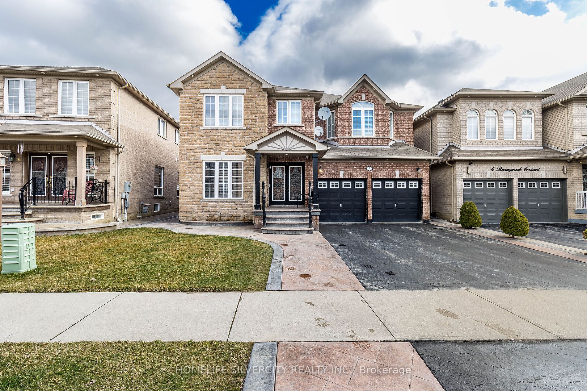 Detached house for sale at 6 Runnymede Cres Brampton Ontario
