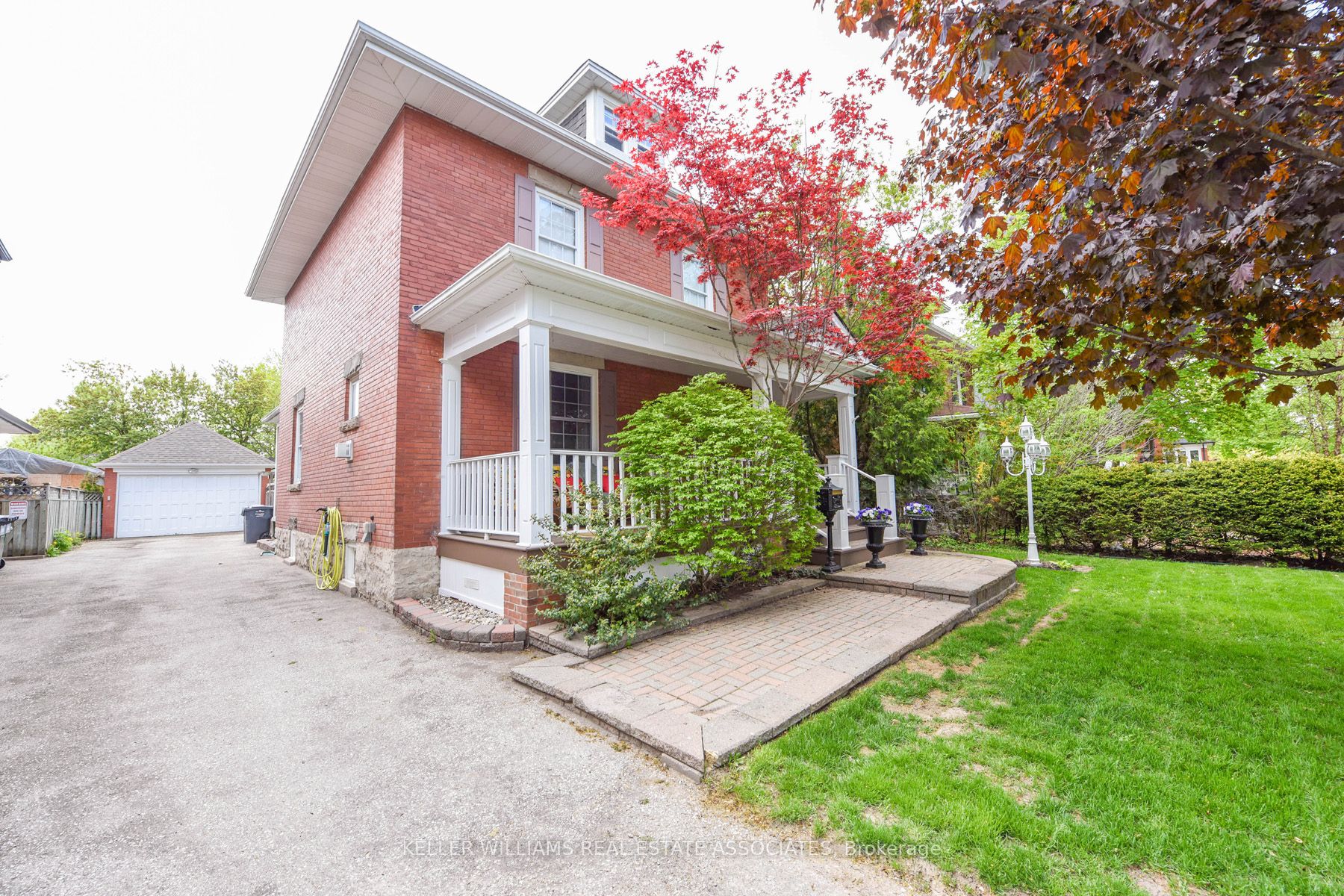Detached house for sale at 57 Elizabeth St S Brampton Ontario