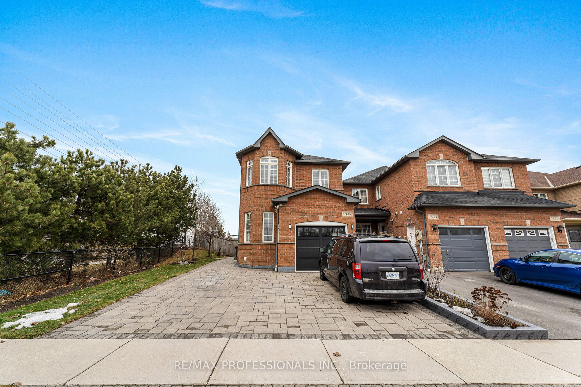 Detached house for sale at 5935 Stonebriar Cres Mississauga Ontario