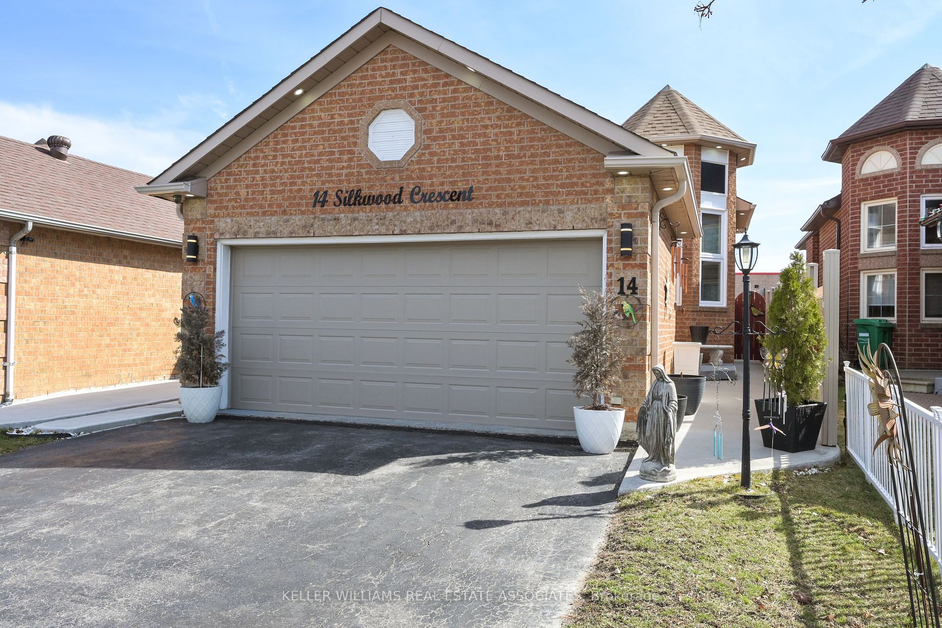 Detached house for sale at 14 Silkwood Cres Brampton Ontario