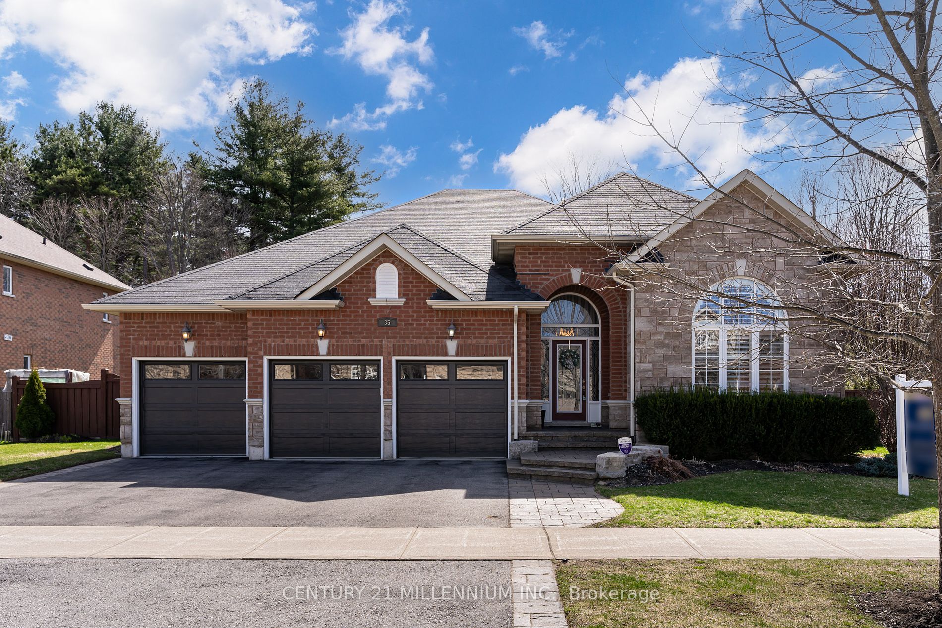 Detached house for sale at 35 Borland Cres Caledon Ontario