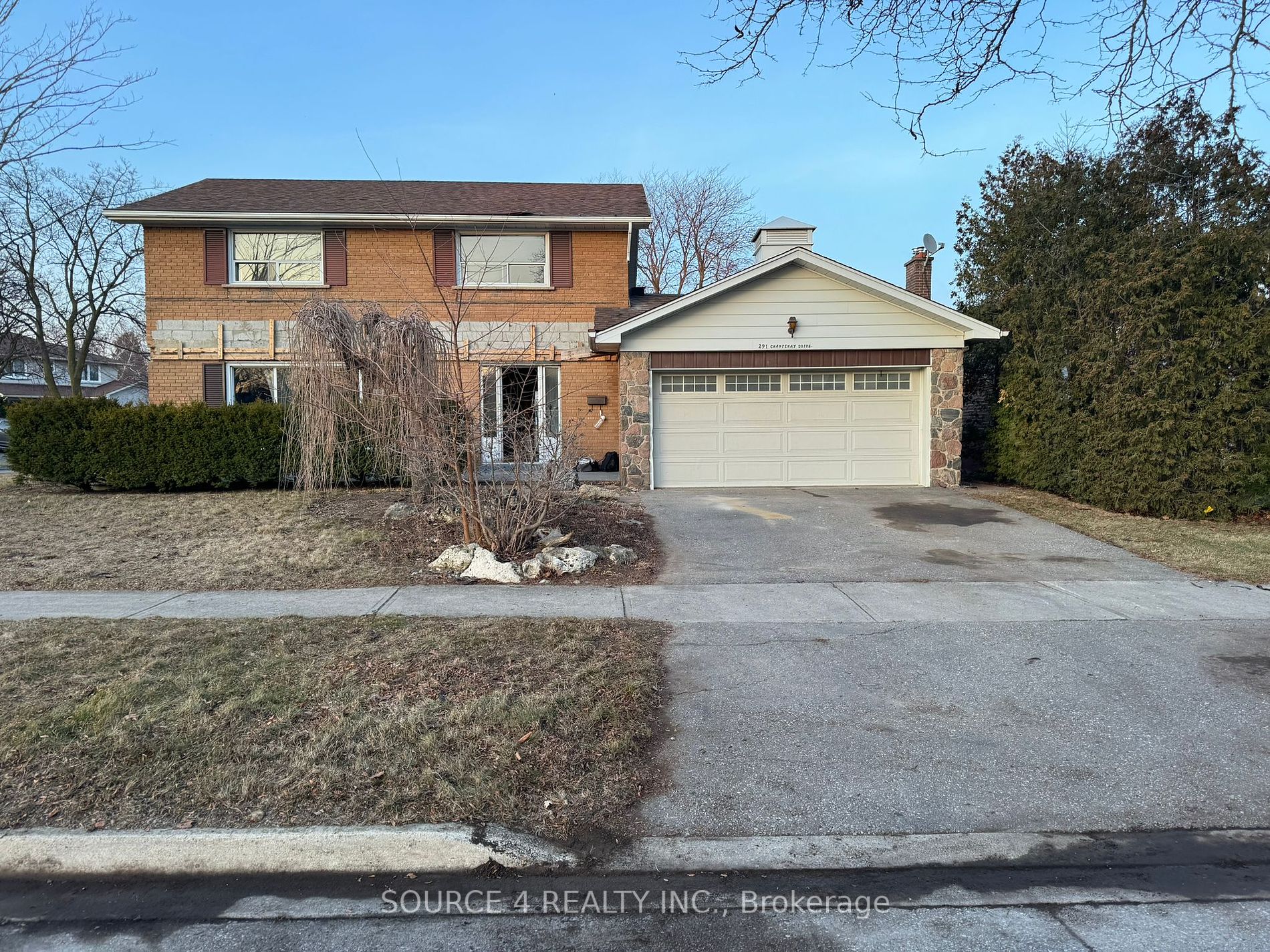 Detached house for sale at 291 Chantenay Dr Mississauga Ontario
