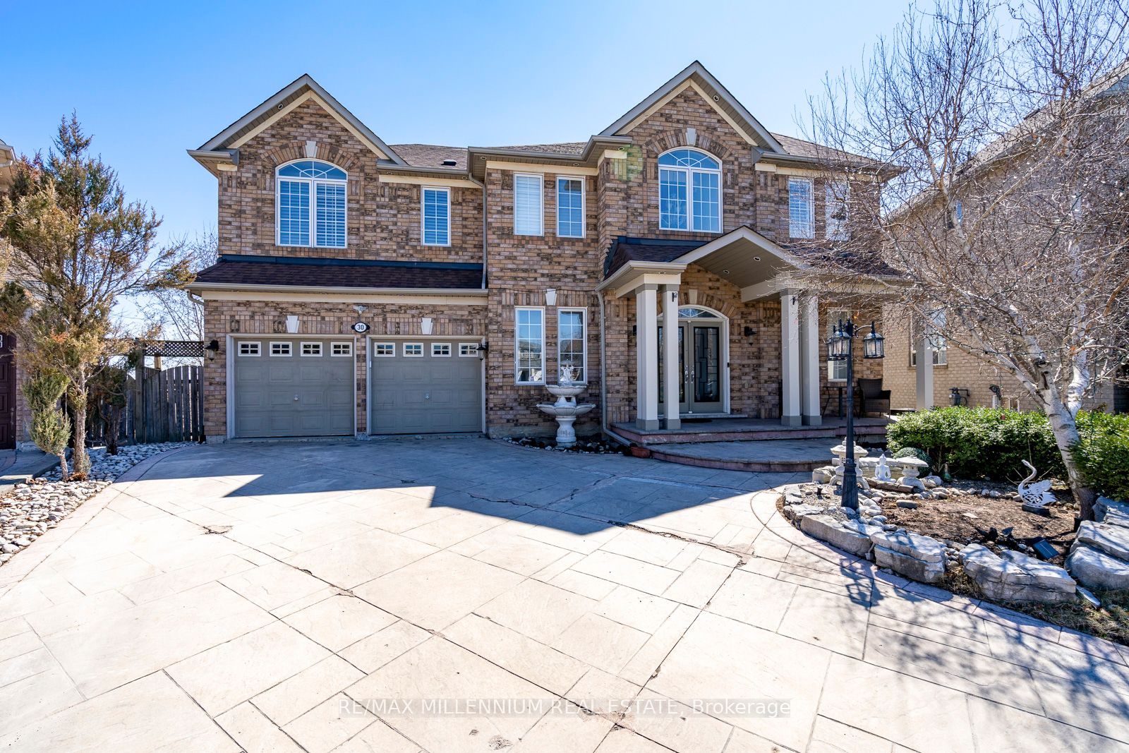 Detached house for sale at 30 Maltby Crt Brampton Ontario