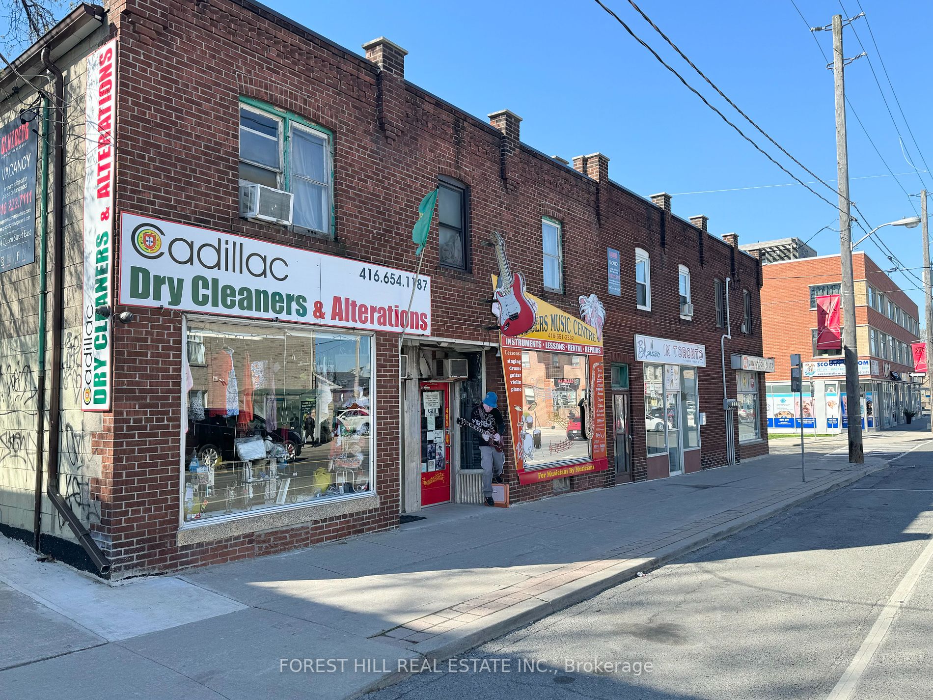 Store W/Apt/Office house for sale at 463 Rogers St Toronto Ontario