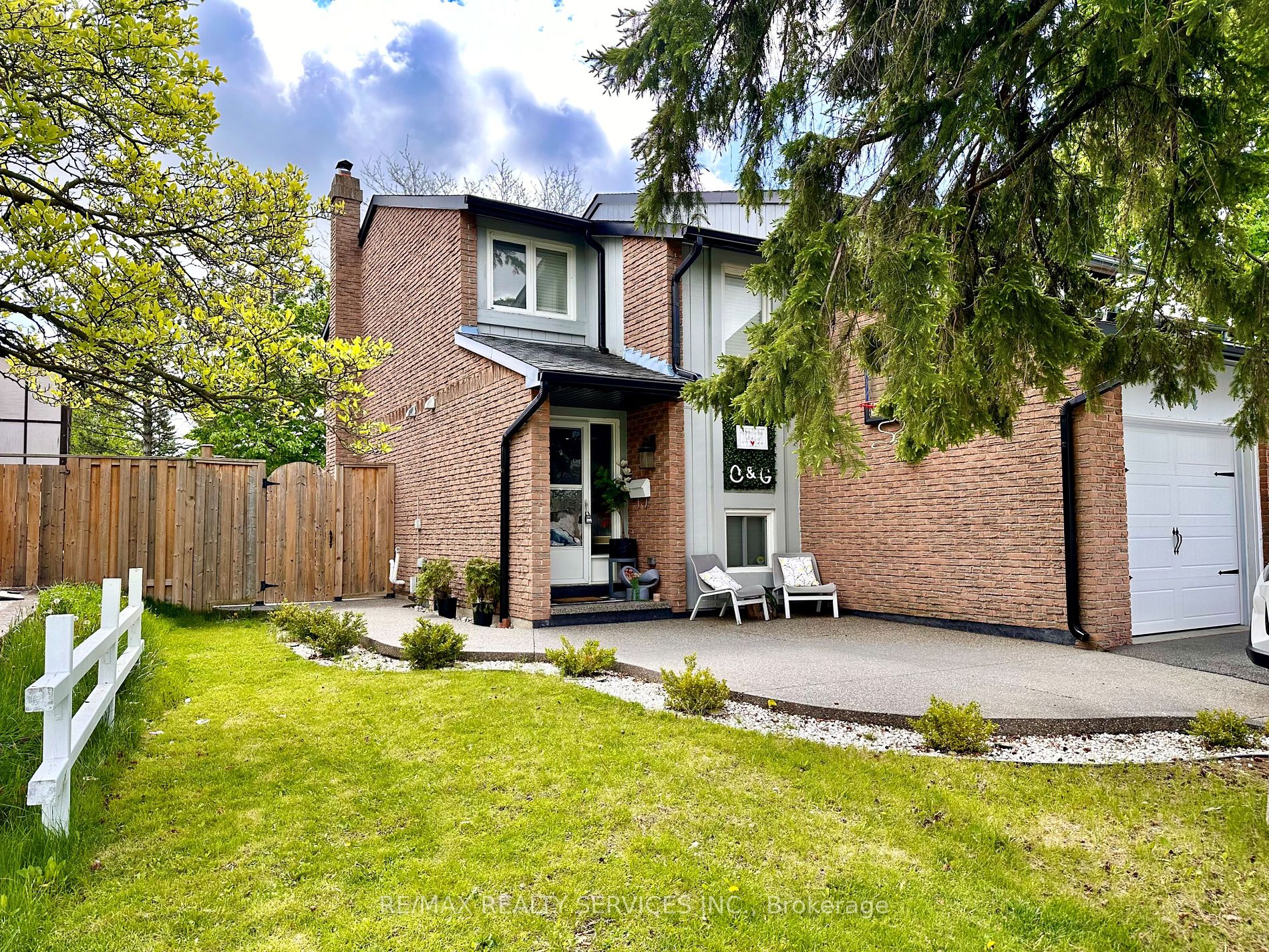 Semi-Detached house for sale at 74 Salisbury Circ Brampton Ontario