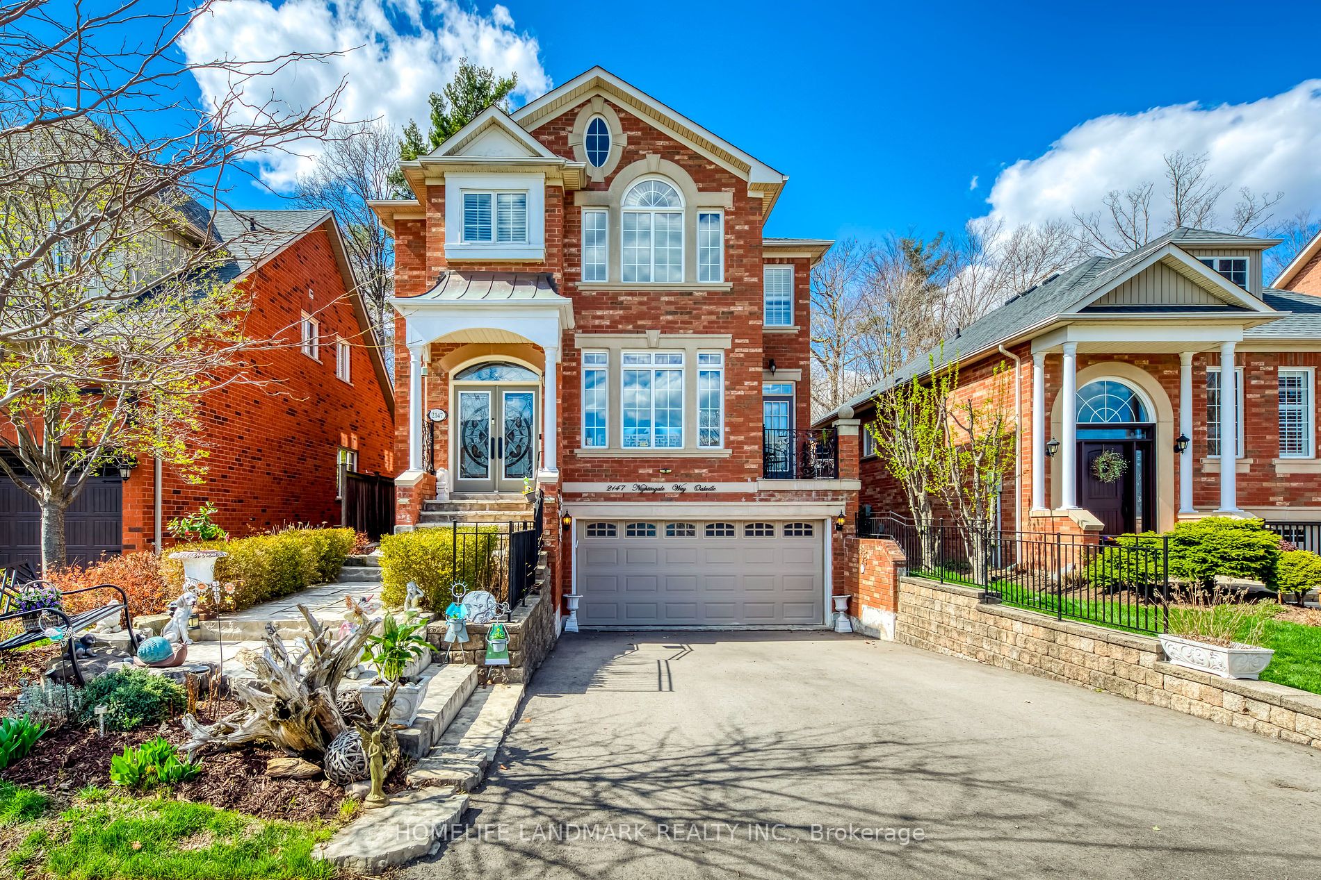Detached house for sale at 2147 Nightingale Way Oakville Ontario