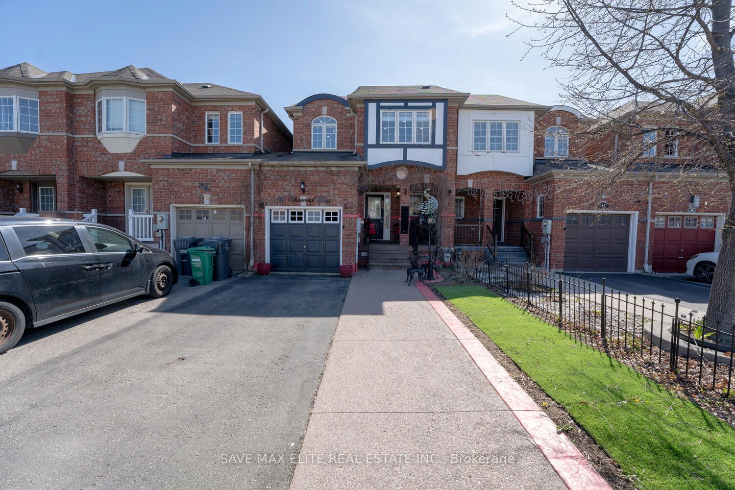 Att/Row/Twnhouse house for sale at 32 Charcoal Way Brampton Ontario