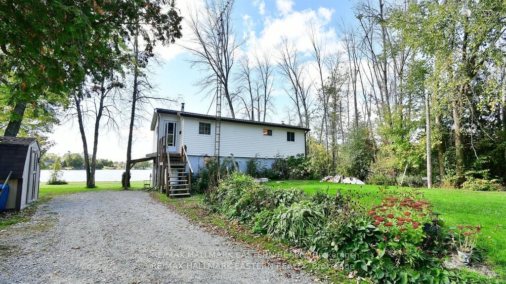 Cottage house for sale at 18 Dagwaggi Lane Curve Lake First Nation 35 Ontario