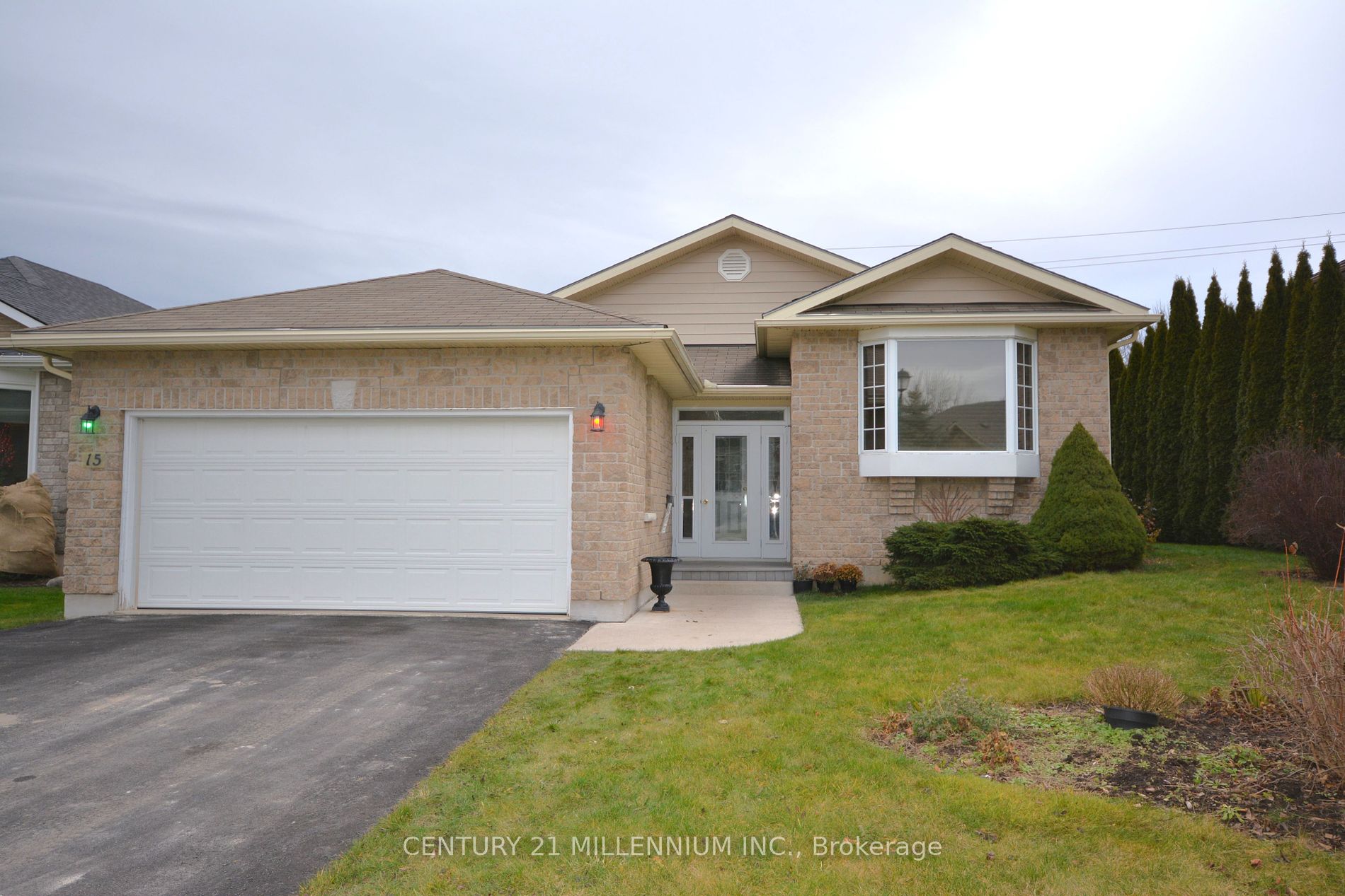 Detached house for sale at 15 Glen Abbey Crt Meaford Ontario