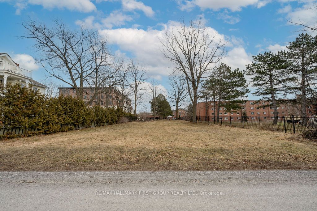 Vacant Land house for sale at 124 Durham St Cobourg Ontario