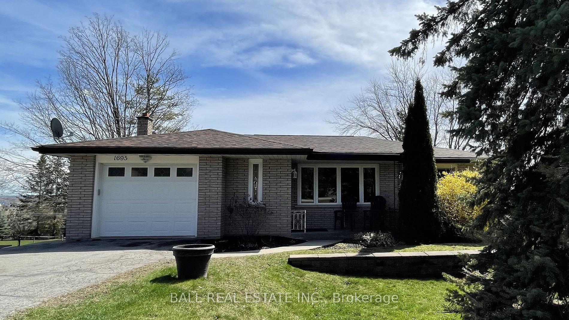 Detached house for sale at 1695 Whittington Dr Peterborough Ontario
