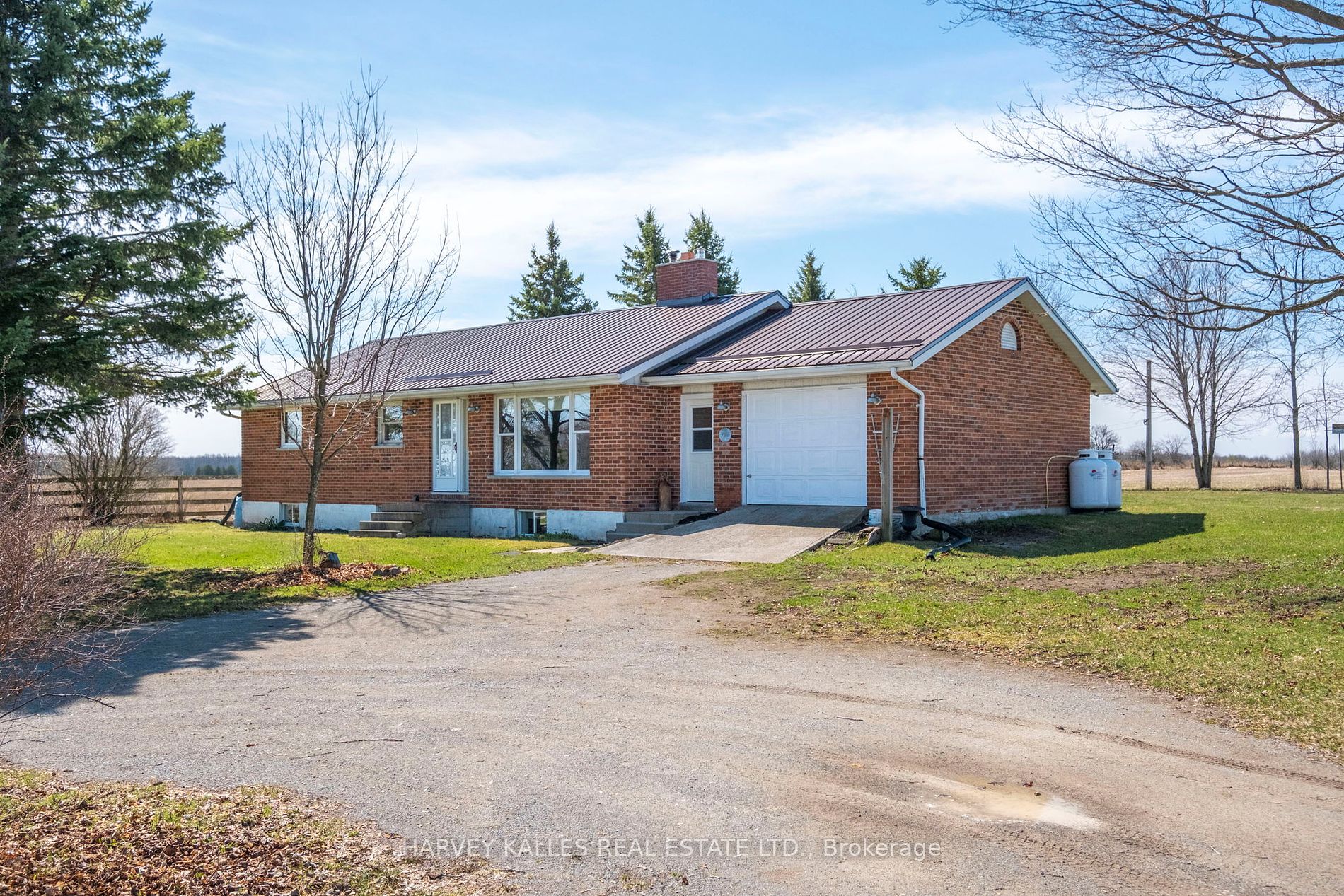 Farm house for sale at 651 Lilac Rd Kawartha Lakes Ontario