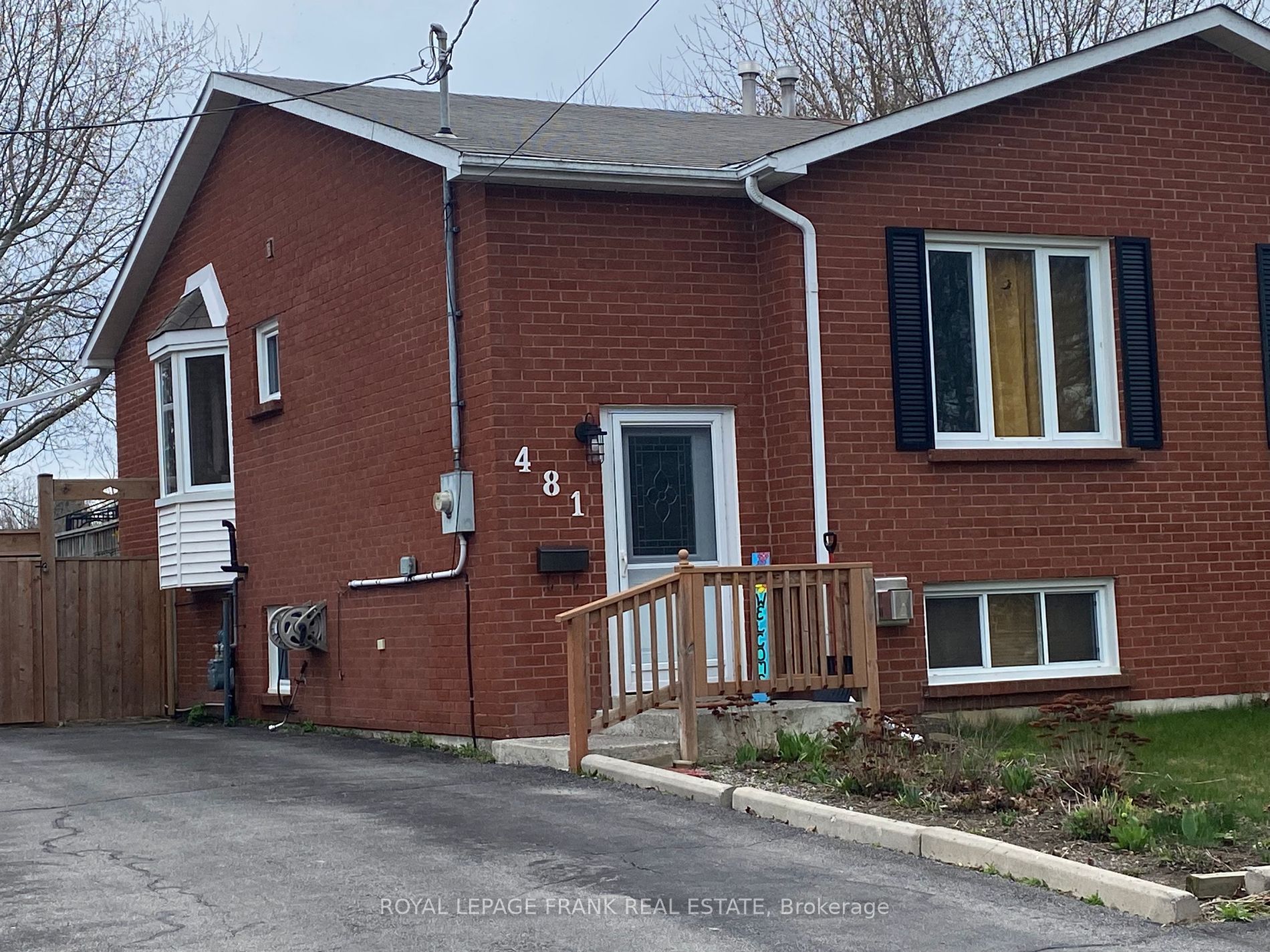 Semi-Detached house for sale at 481 Burnham Manor Crt Cobourg Ontario