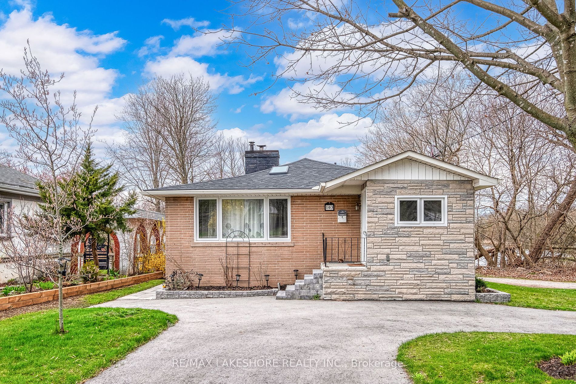 Detached house for sale at 103 Cedermere Ave Cobourg Ontario