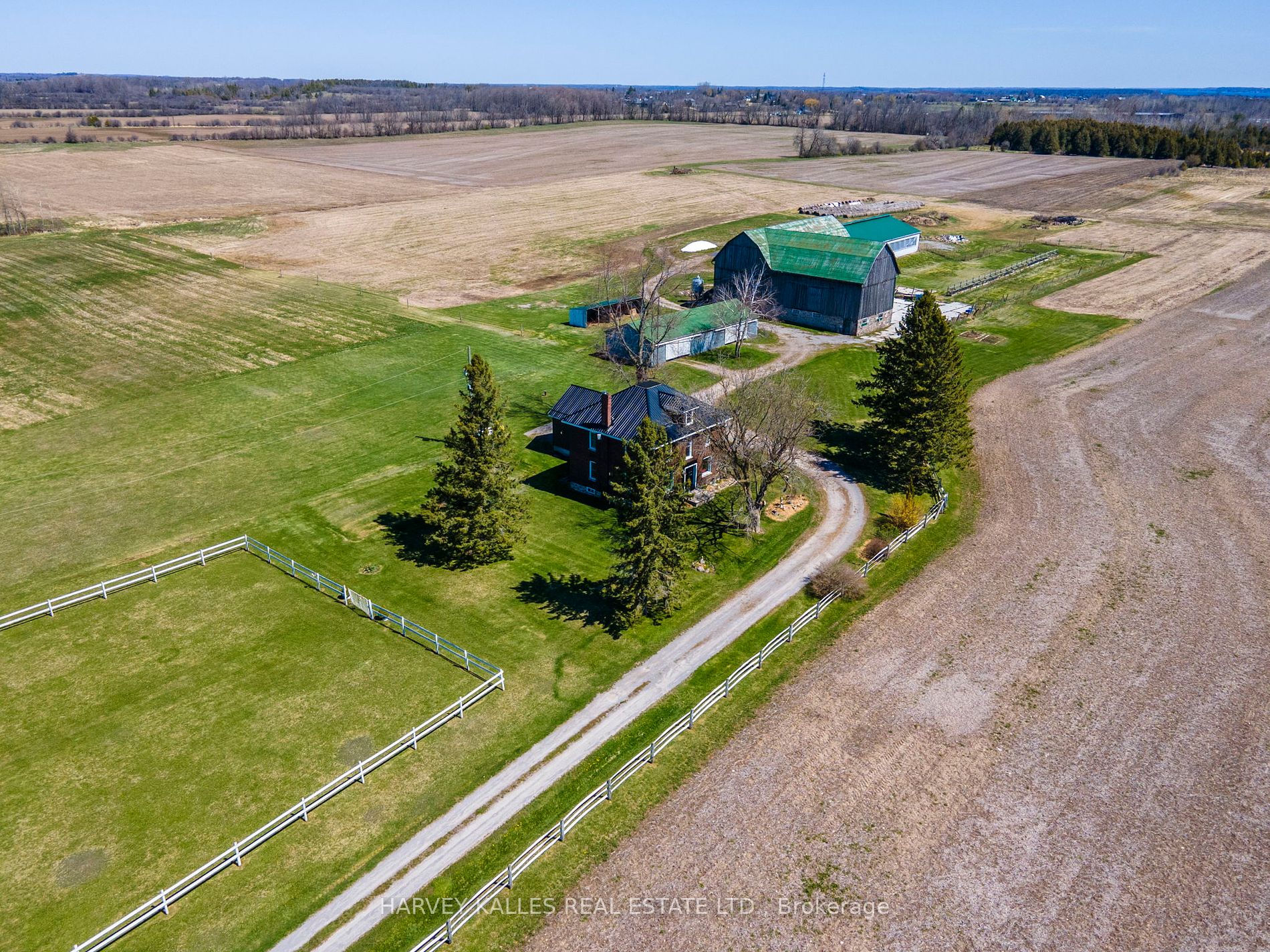 Farm house for sale at 140 Robin Rd Kawartha Lakes Ontario